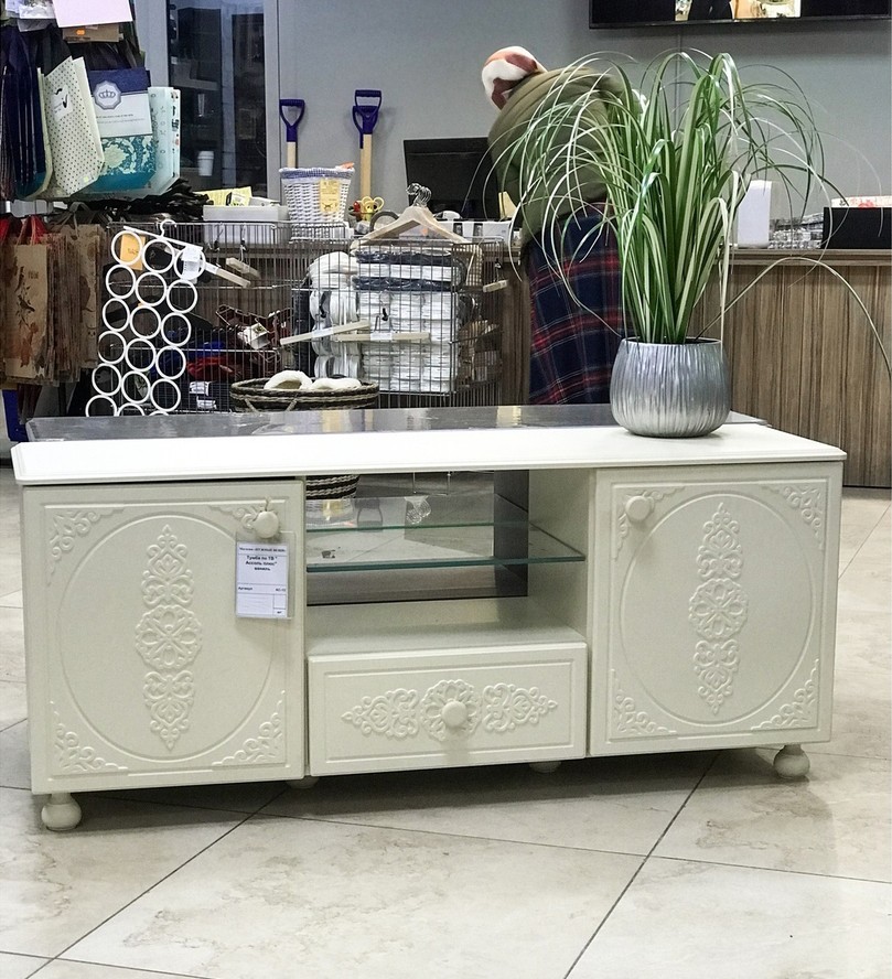 Тумба под ТВ Ассоль плюс АС-13 ваниль