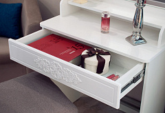 Туалетный столик с зеркалом Ассоль Лайт ТСН-4 белое дерево