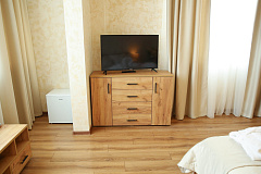 Комод Виктория ВИ-70 дуб крафт золотой